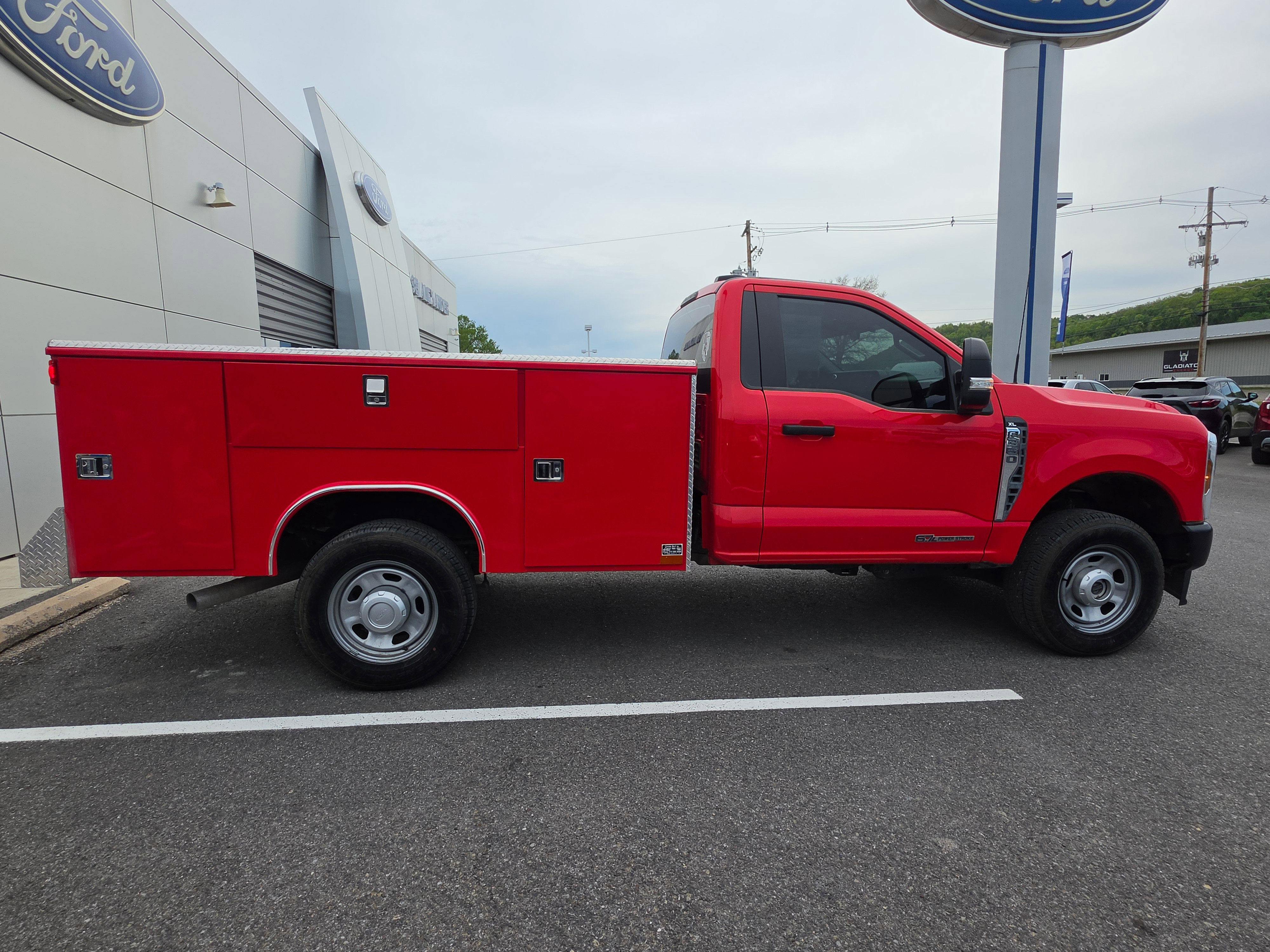 Used 2024 Ford F350 XL AWD/4WD video 2