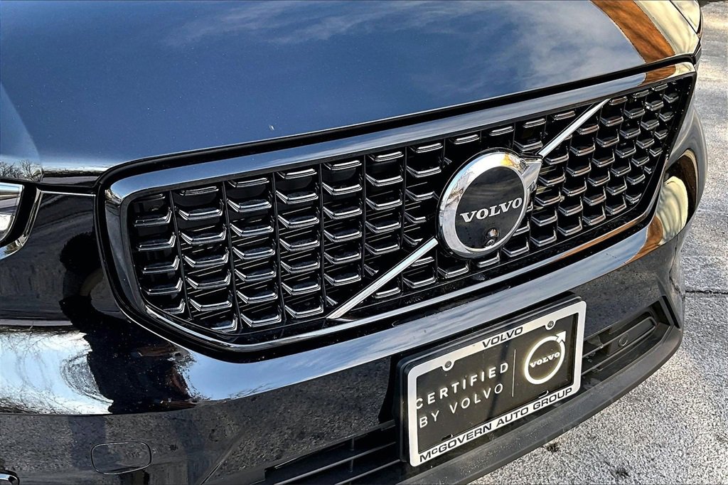 Used 2026 Volvo XC40 B5 Plus w/ Protection Package Premier image 32