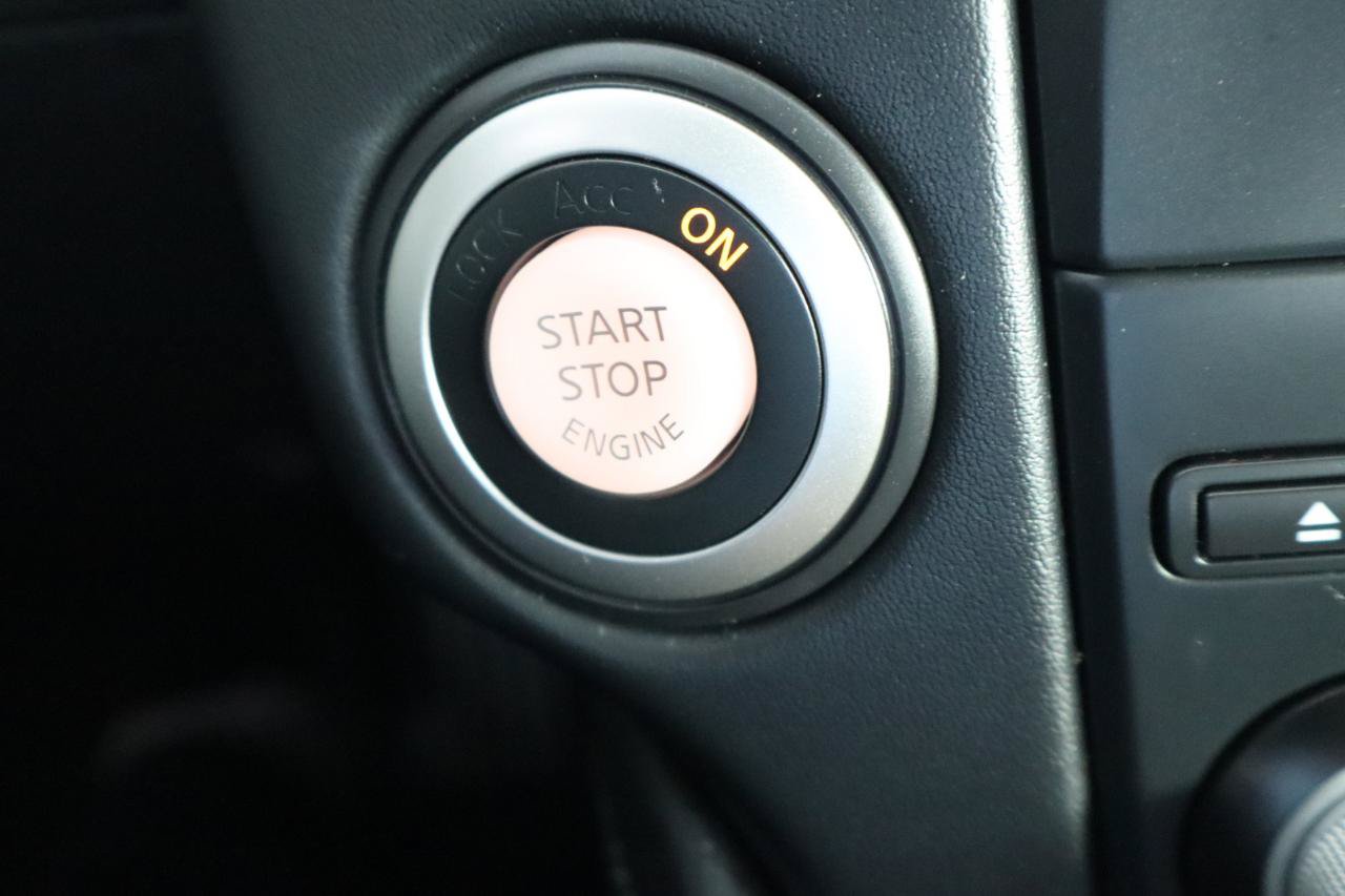 Used 2012 Nissan 370Z Touring w/ Sport Pkg RWD image 23