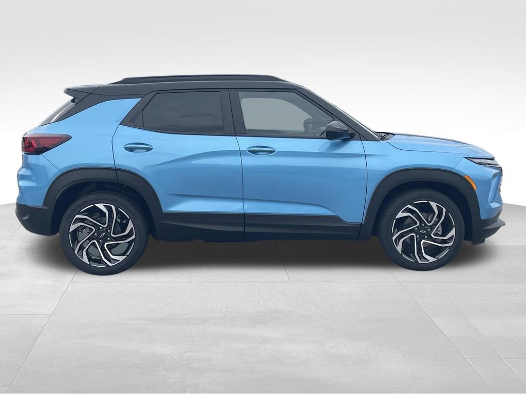 New 2026 Chevrolet TrailBlazer RS w/ Convenience Package FWD video 2