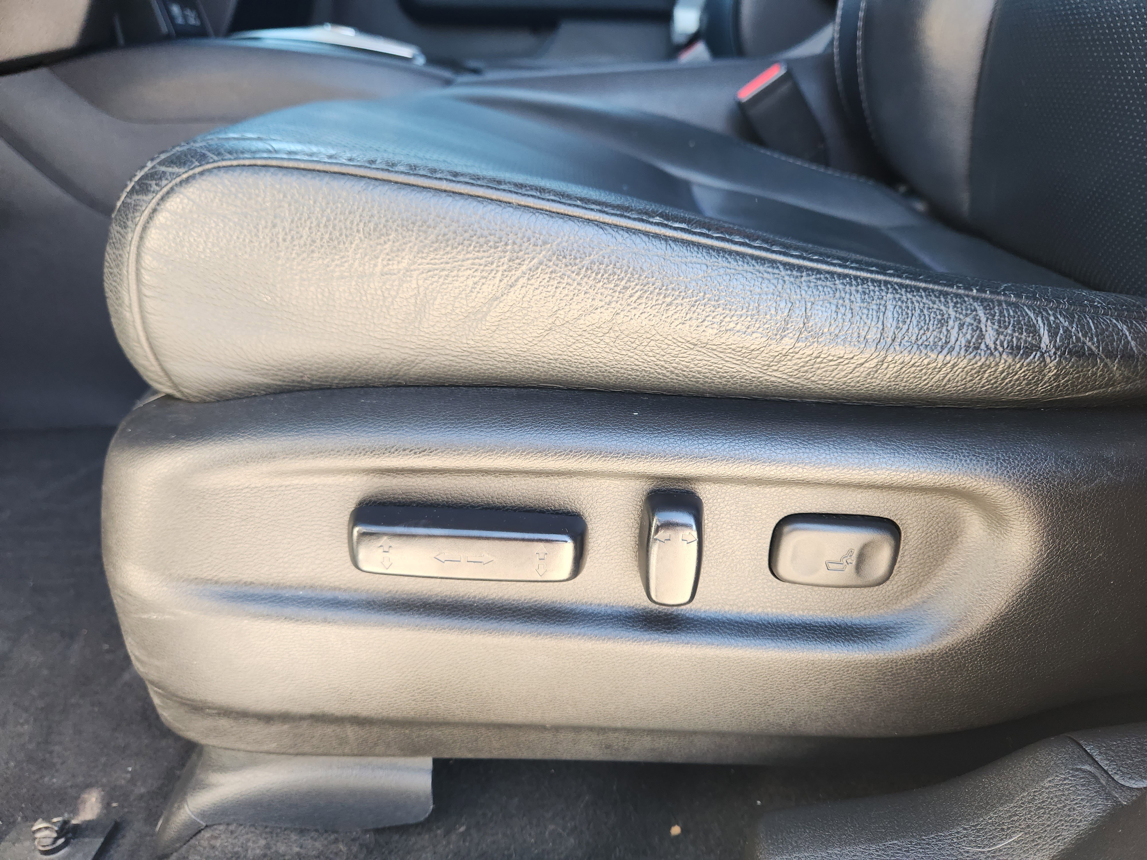 Used 2019 Honda Pilot Elite image 24