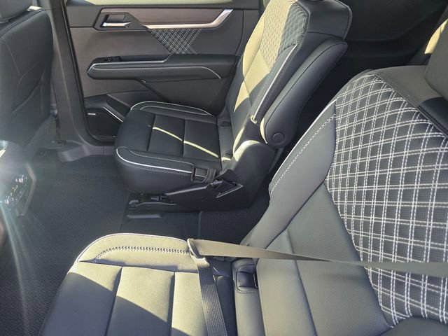 New 2026 GMC Acadia Denali w/ Super Cruise Package FWD image 10