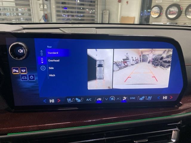 New 2026 Chevrolet Traverse RS image 22