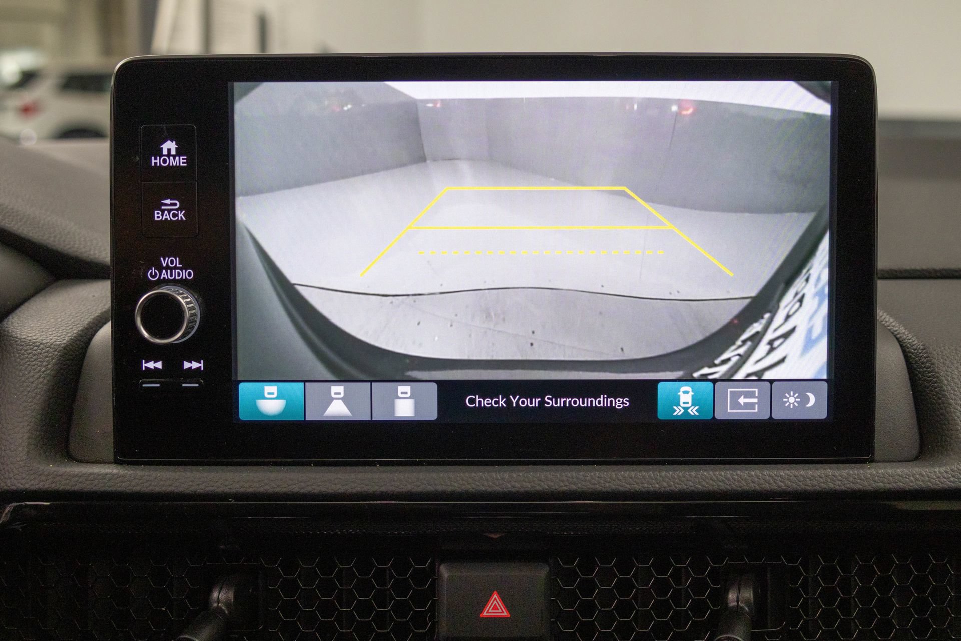 Used 2025 Honda CR-V Sport Touring image 9