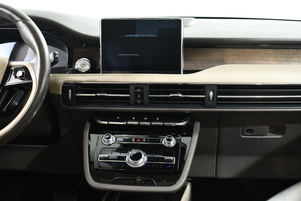 Used 2021 Lincoln Corsair Reserve AWD/4WD image 9