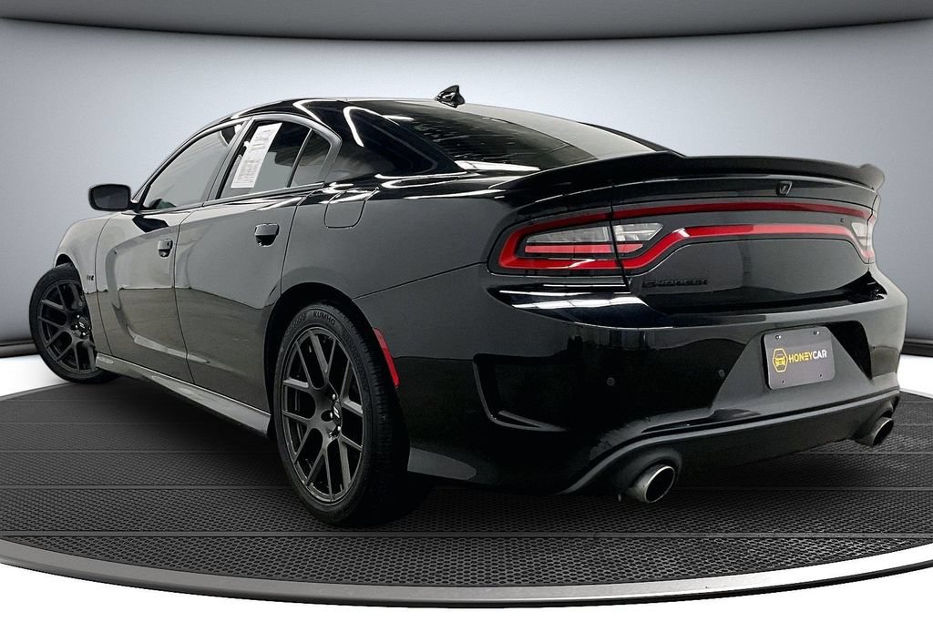 Used 2018 Dodge Charger R/T Scat Pack RWD image 4