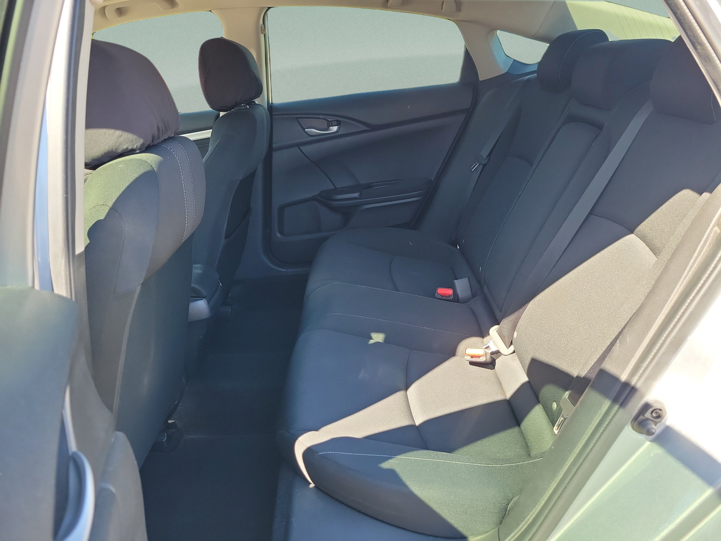 Used 2019 Honda Civic EX image 9