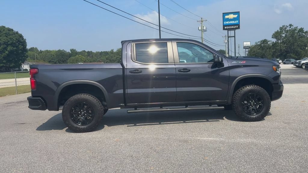 Used 2022 Chevrolet Silverado 1500 ZR2 AWD/4WD image 9