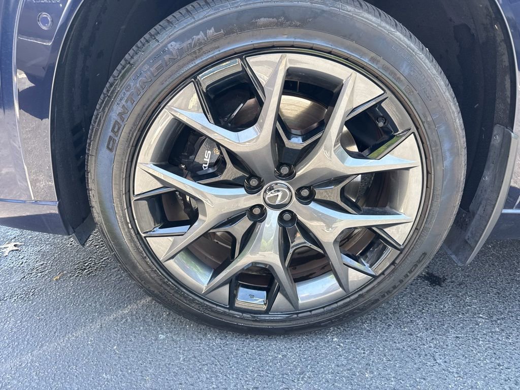 Used 2025 Lexus TX 500h AWD w/ Technology Package image 10