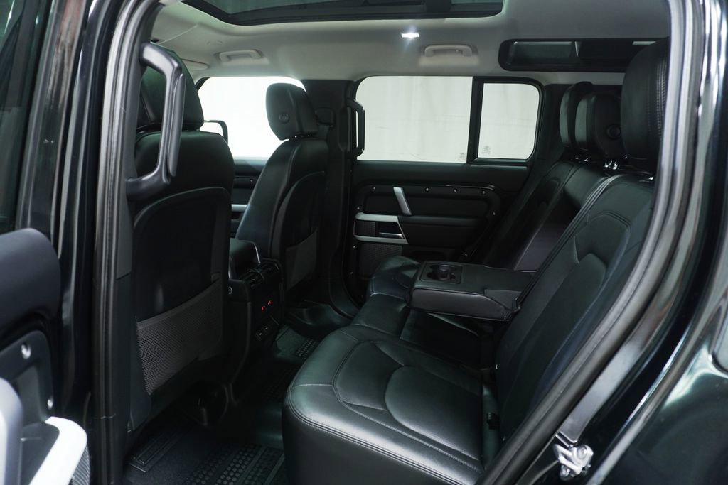 Used 2024 Land Rover Defender 110 S AWD/4WD image 11