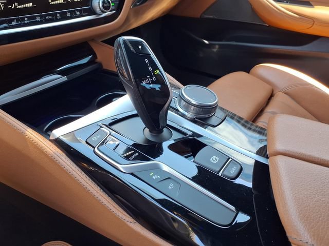Used 2018 BMW 540i RWD image 17