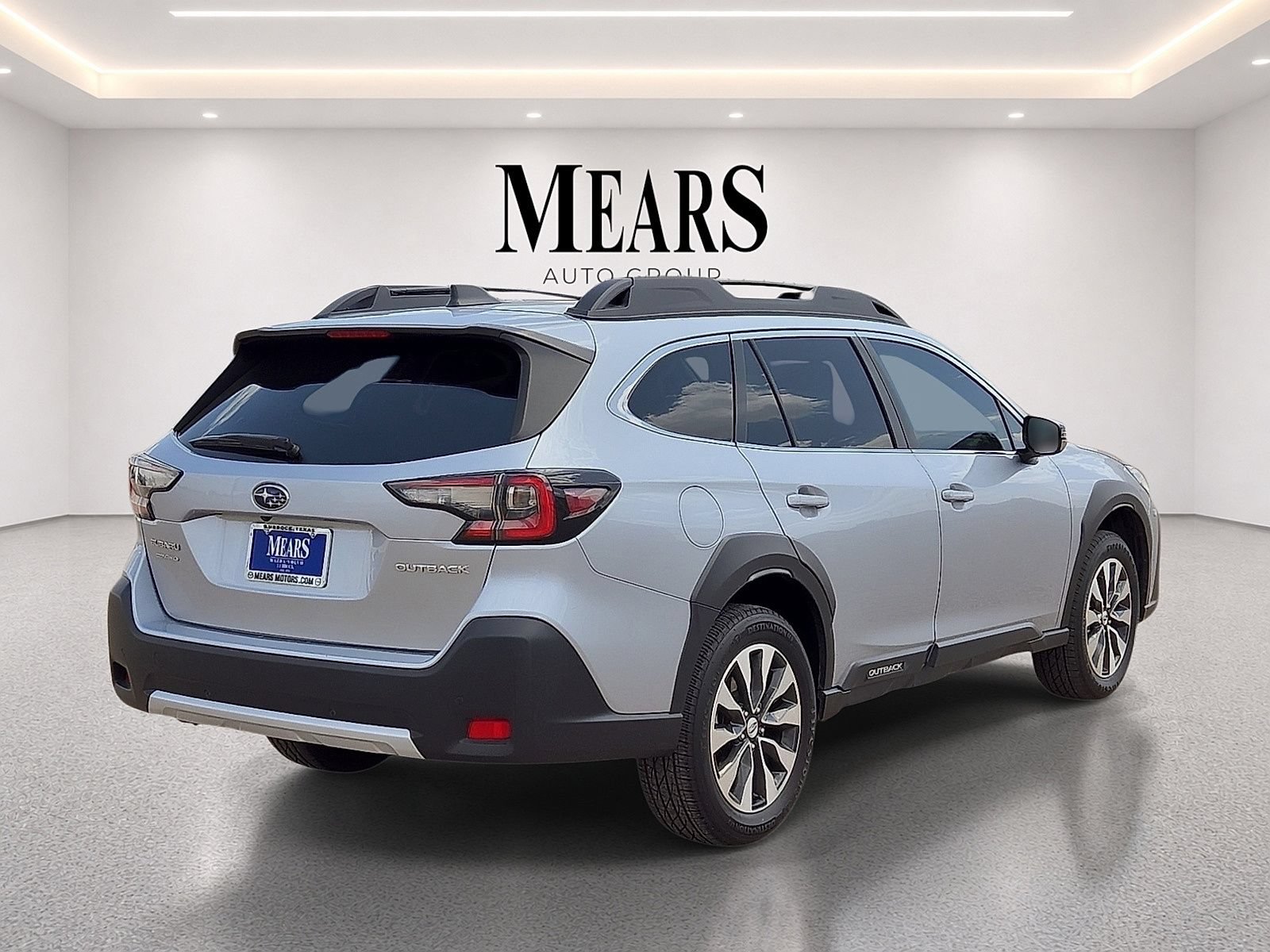 Used 2023 Subaru Outback Limited AWD/4WD image 5