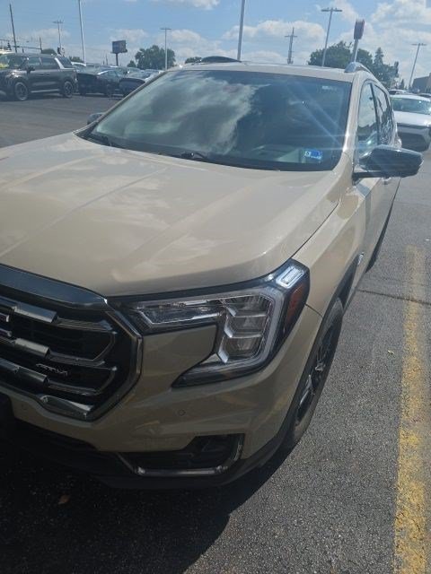 Used 2022 GMC Terrain AT4 w/ Tech Package AWD/4WD image 2