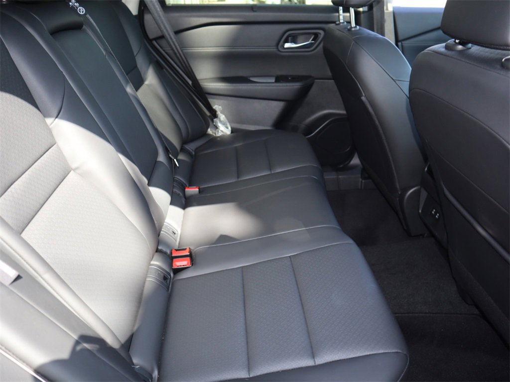 Certified 2025 Nissan Rogue SV w/ SV Premium Package image 26