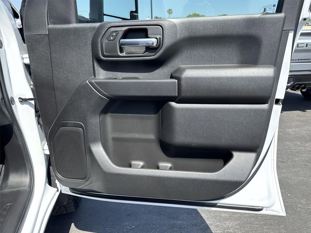 New 2026 Chevrolet Silverado 2500 Custom w/ Custom Value Package AWD/4WD image 30