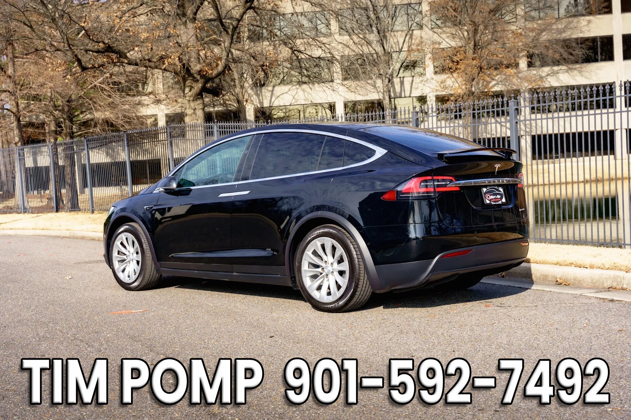 Used 2019 Tesla Model X image 8