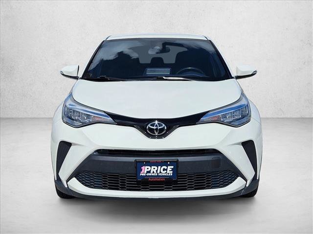 Used 2021 Toyota C-HR XLE FWD image 2
