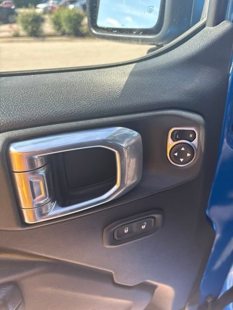 Used 2022 Jeep Wrangler Unlimited Sport AWD/4WD image 5
