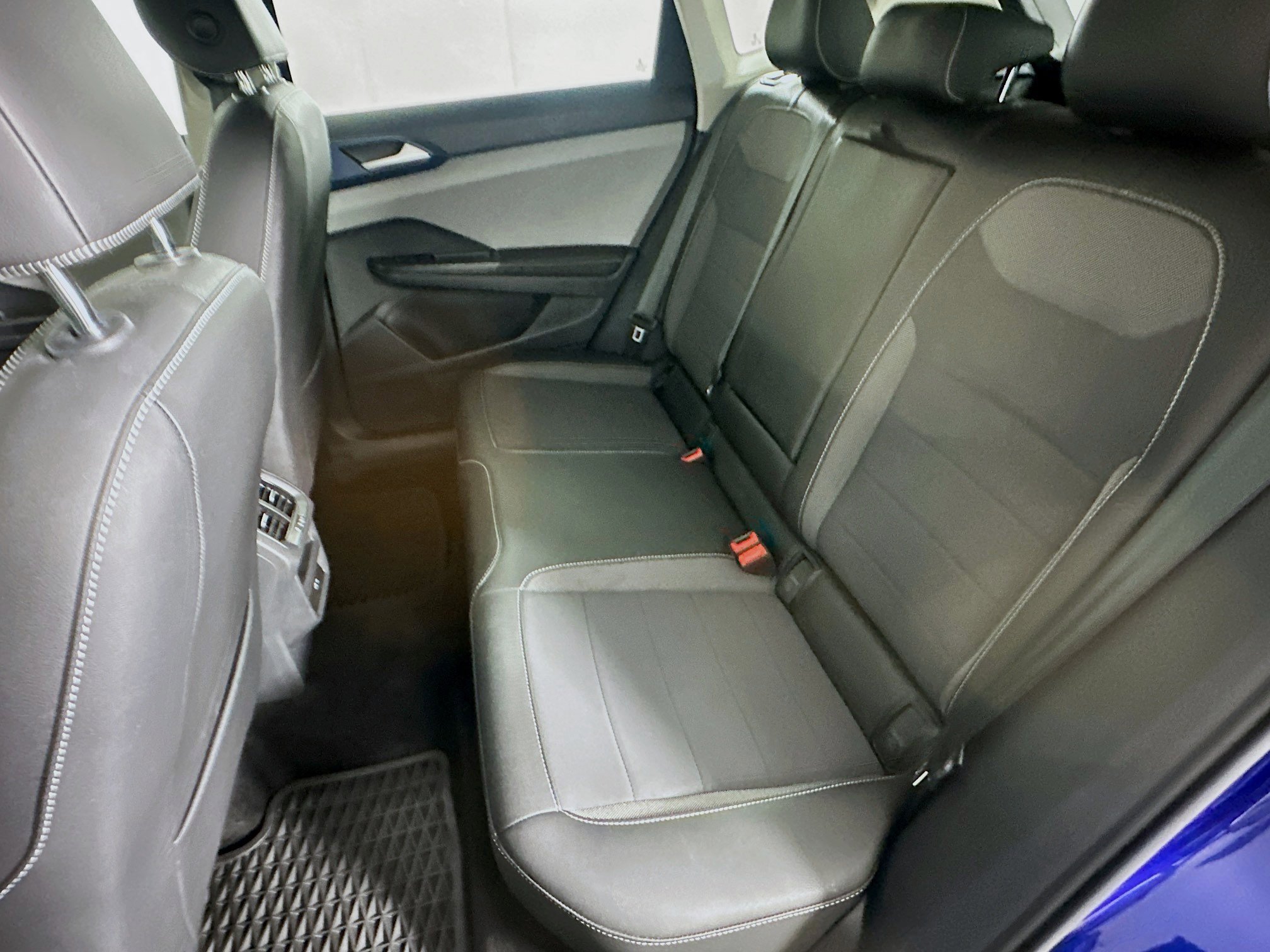 Used 2024 Volkswagen Taos SE FWD image 25