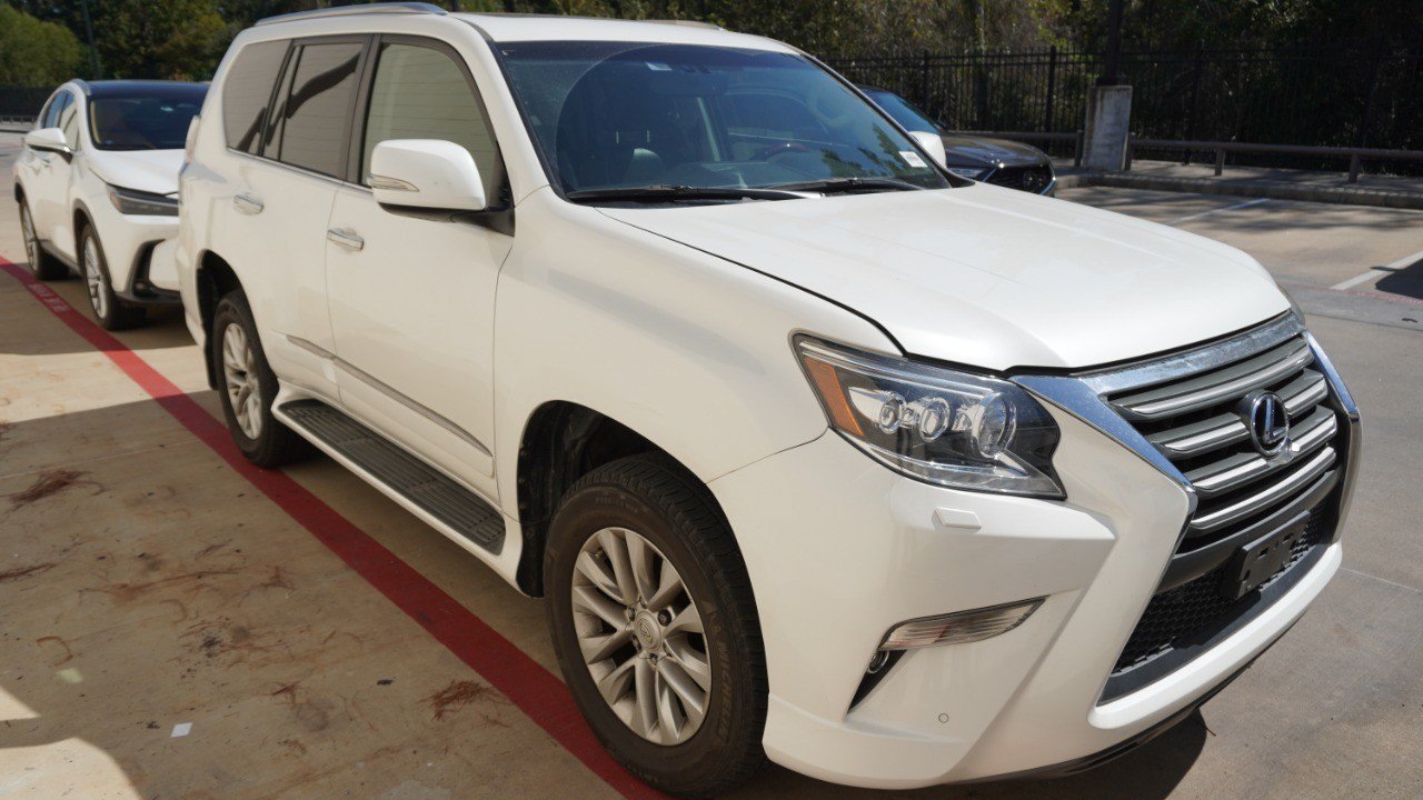 Used 2018 Lexus GX 460 Premium AWD/4WD image 3