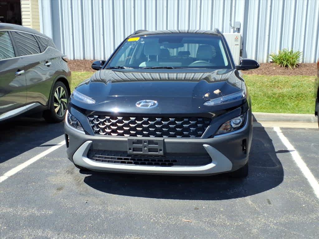 Used 2023 Hyundai Kona SEL w/ Cargo Package AWD/4WD image 3