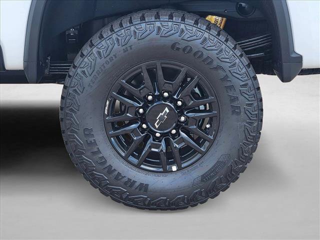 New 2026 Chevrolet Silverado 2500 ZR2 AWD/4WD image 10