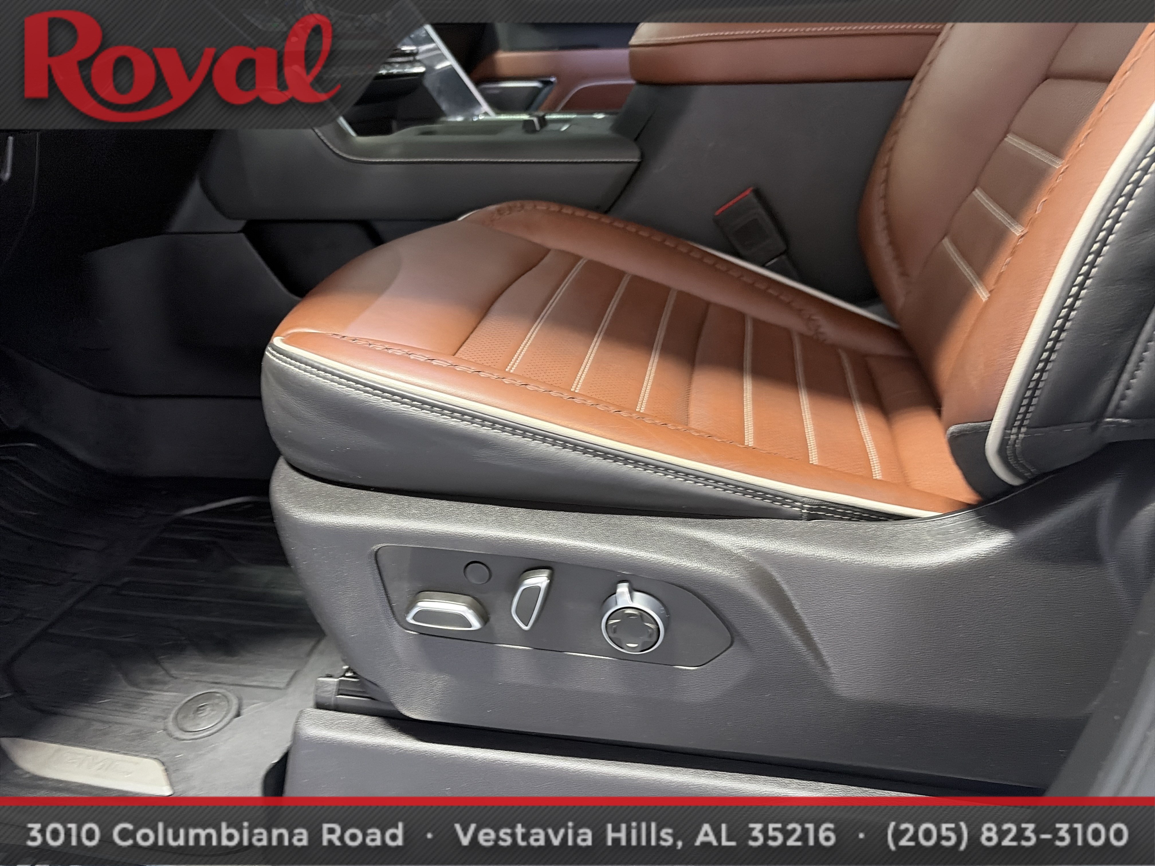 Used 2024 GMC Sierra 2500 Denali Ultimate w/ Max Trailering Package AWD/4WD image 23