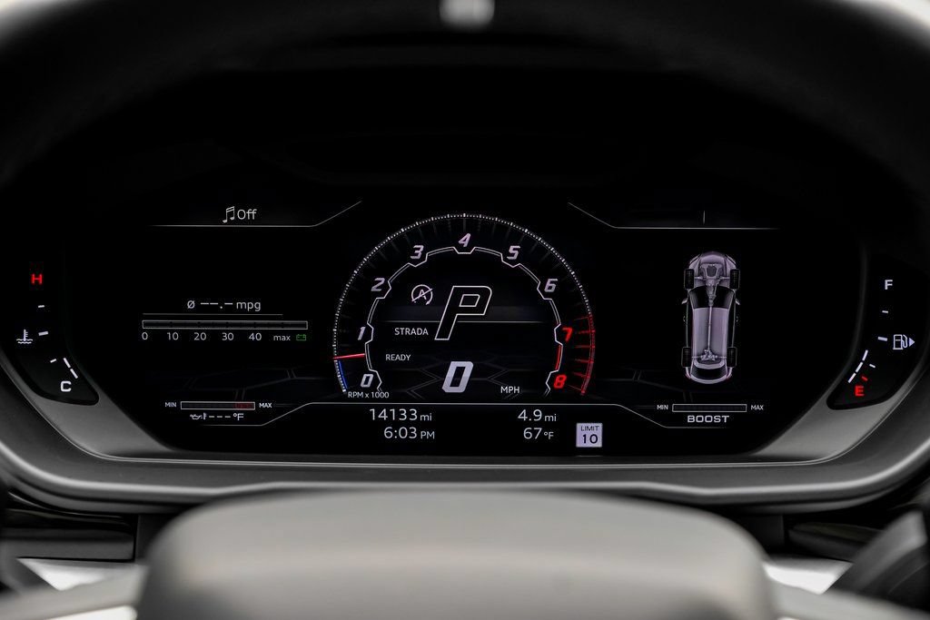 Used 2022 Lamborghini Urus AWD/4WD image 18