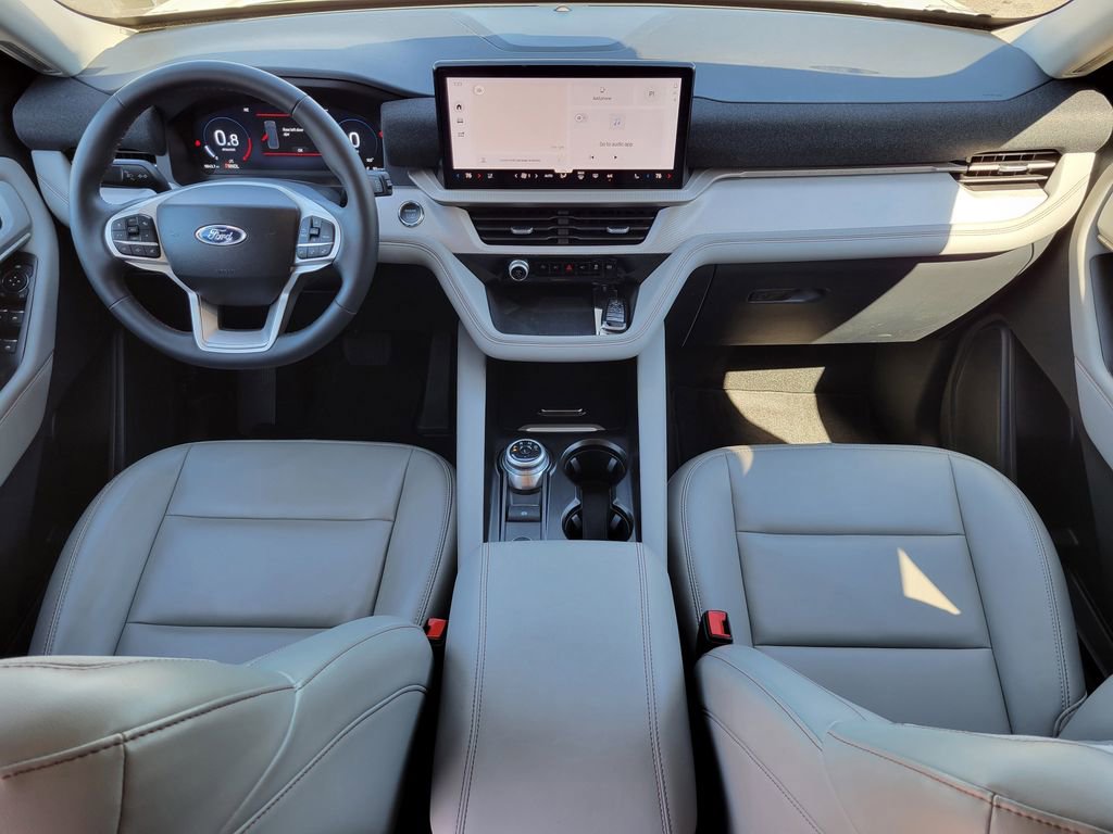 Certified 2025 Ford Explorer Active w/ Active Comfort Package image 18