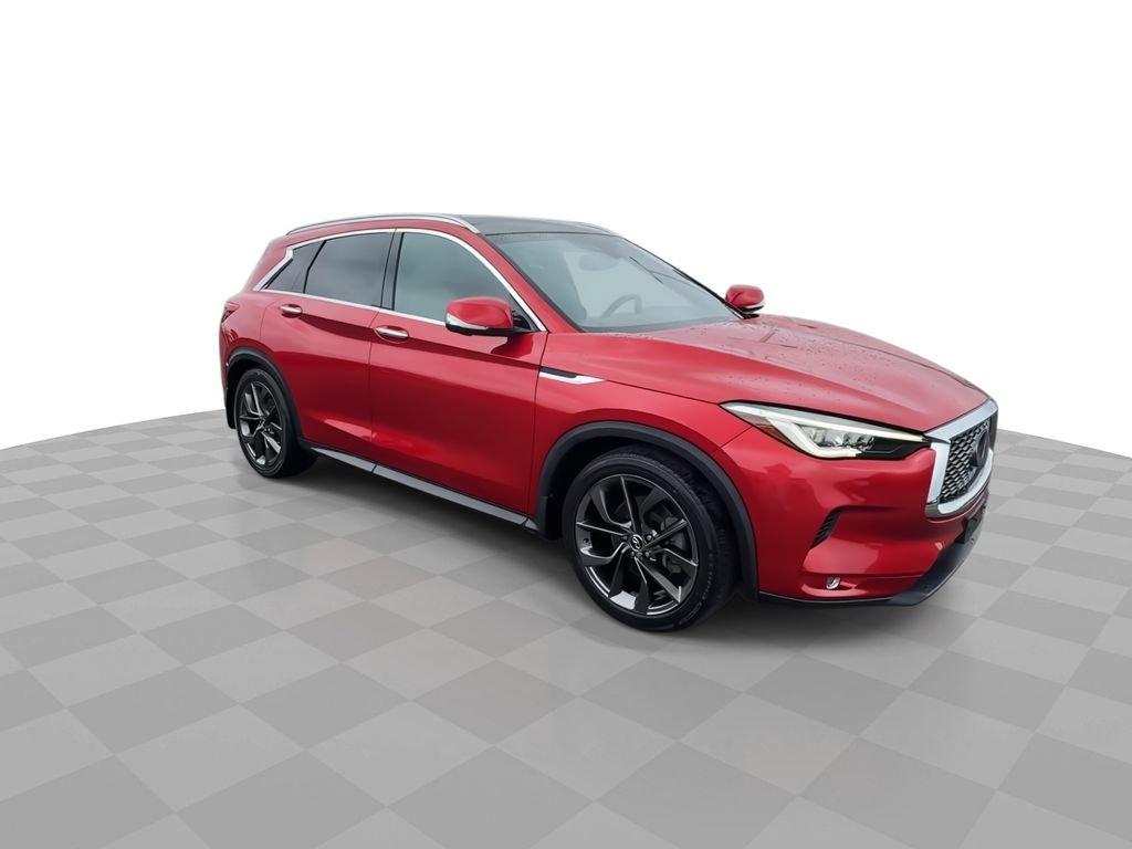 Used 2019 INFINITI QX50 Essential w/ Sensory Package AWD/4WD image 2