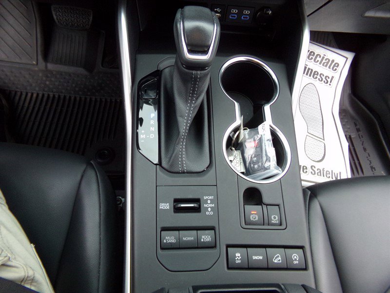 Used 2022 Toyota Highlander XLE image 45