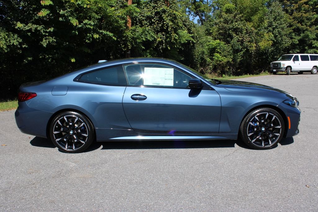 New 2026 BMW 430i xDrive Coupe w/ M Sport Package image 9