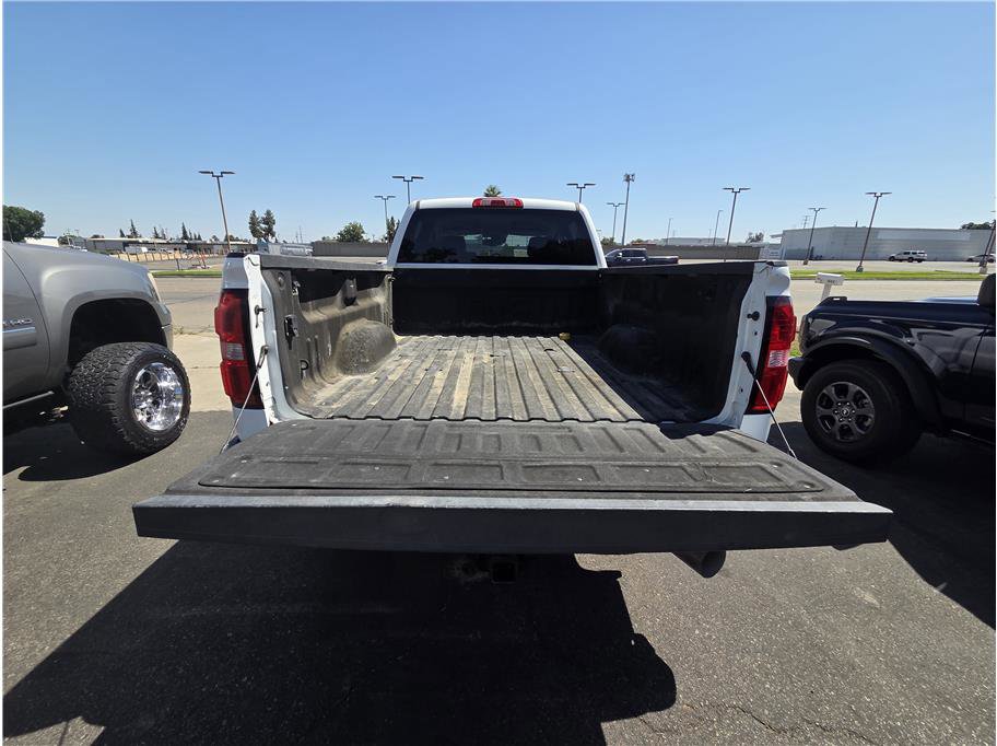 Used 2019 GMC Sierra 2500 SLT w/ Duramax Plus Package AWD/4WD image 9