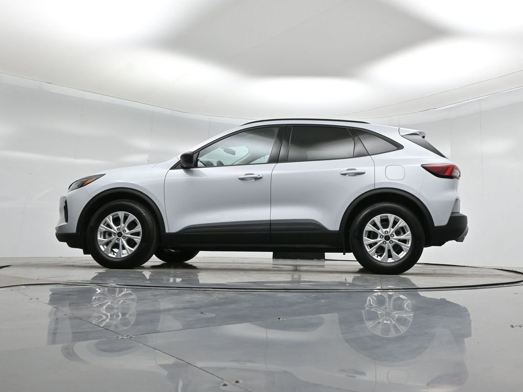 Certified 2025 Ford Escape Active image 52