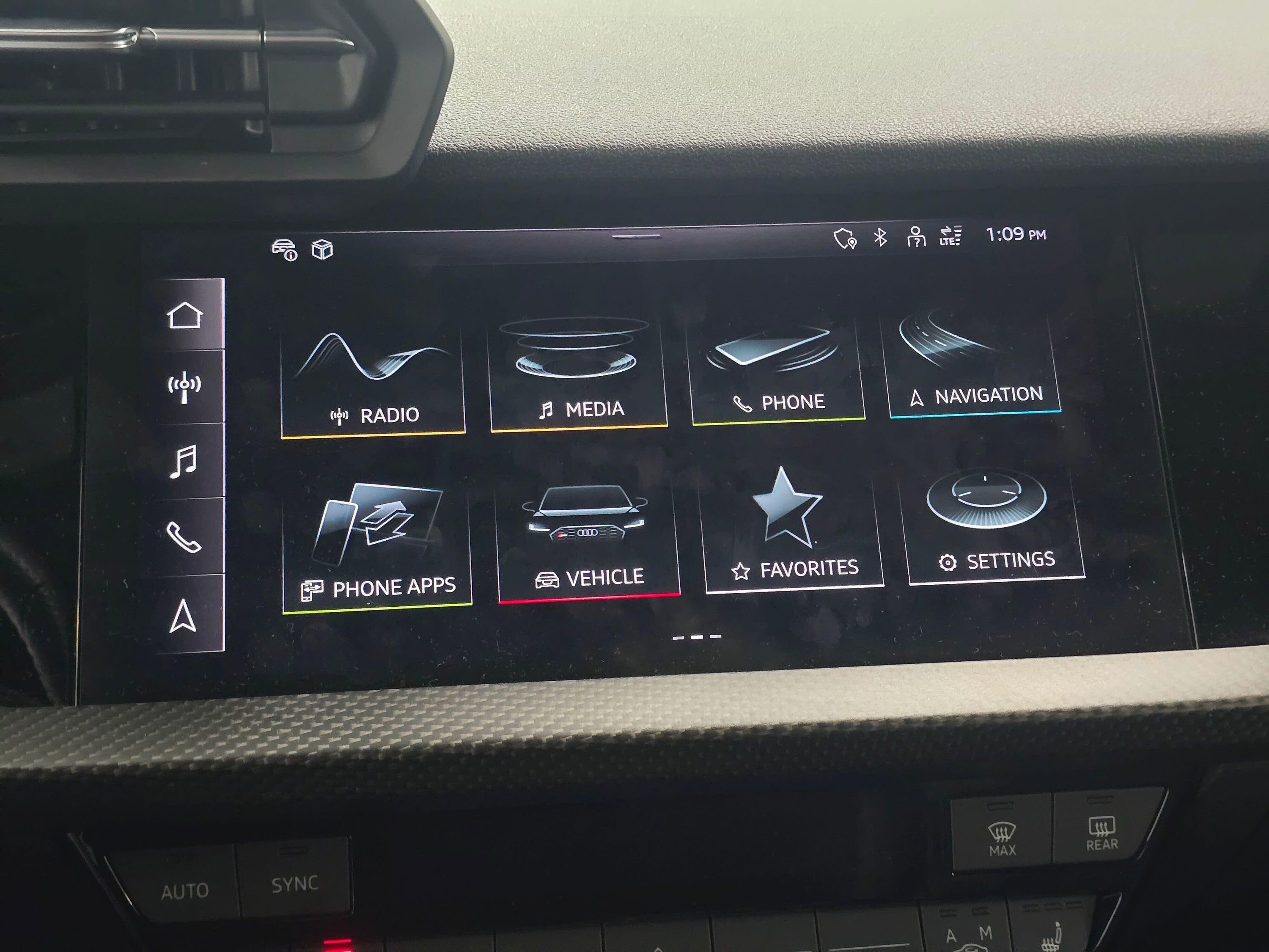 Used 2024 Audi RS 3 w/ Carbon Package image 14