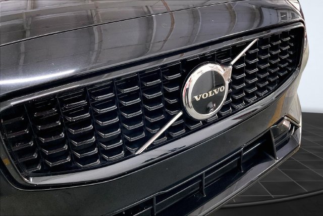 Used 2024 Volvo S60 B5 Plus FWD image 30