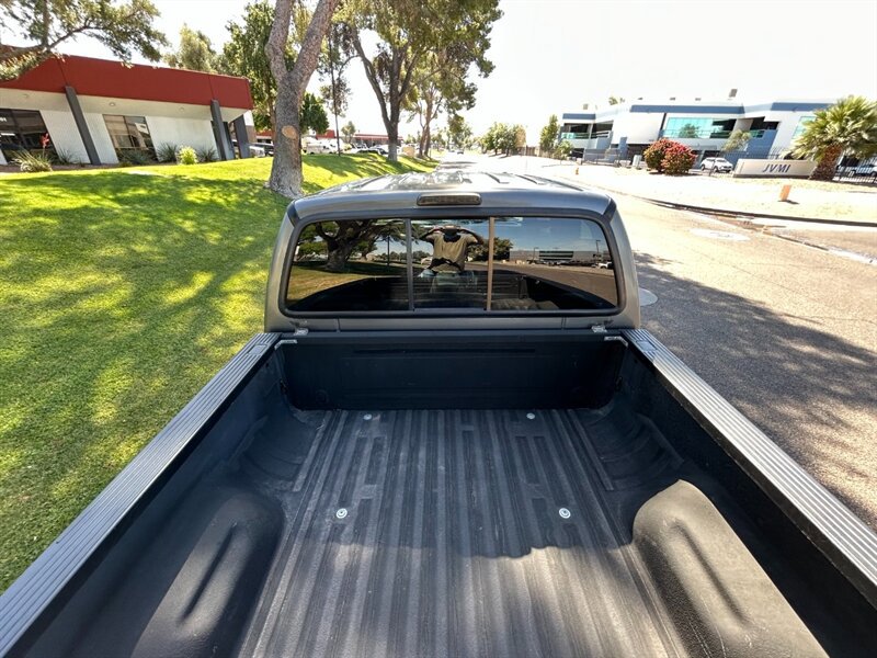 Used 2003 Ford F350 Lariat image 6