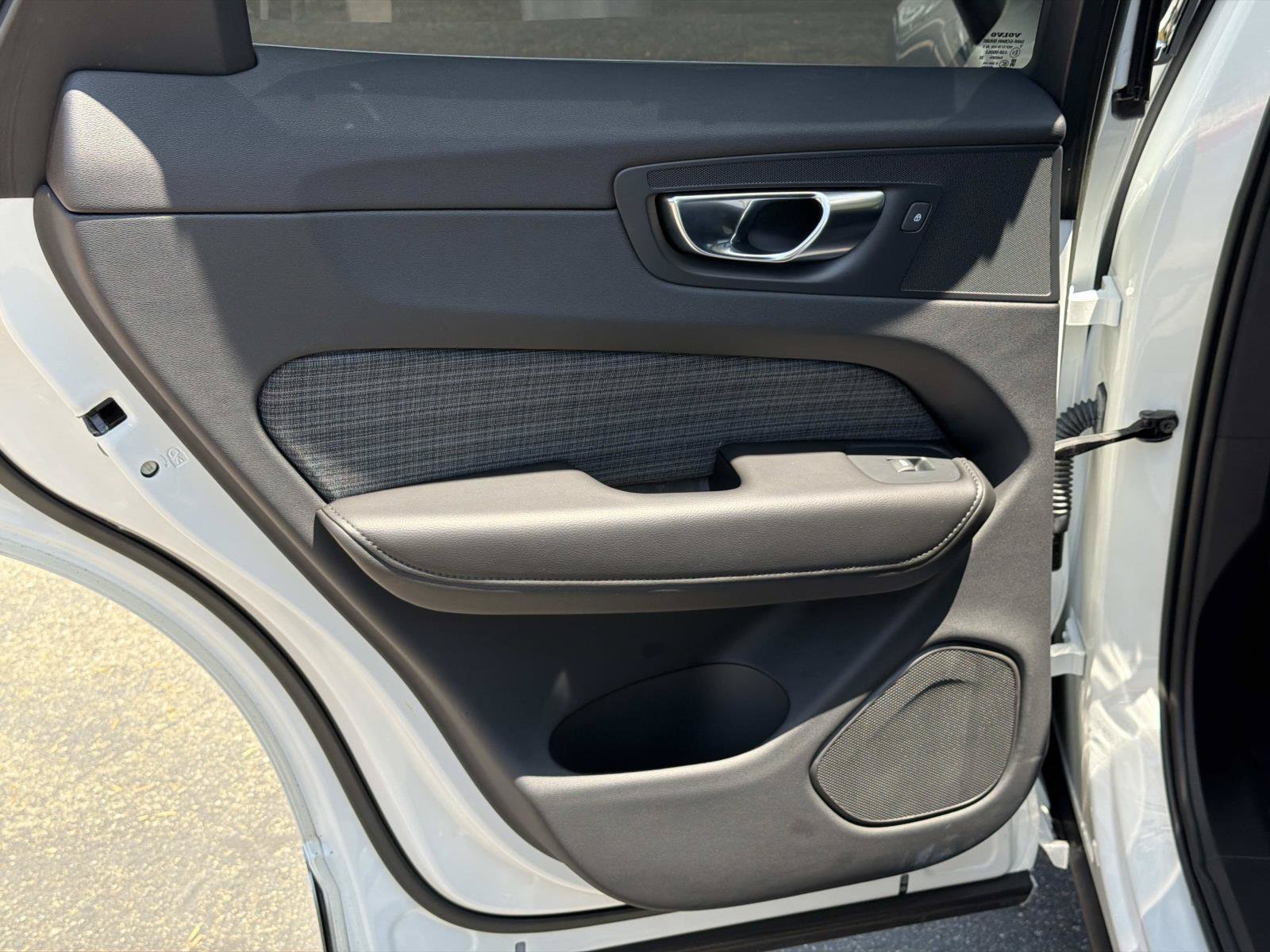 Certified 2023 Volvo XC60 B5 Core w/ Climate Package FWD image 20