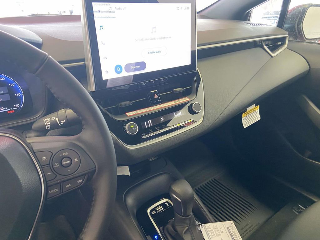 Used 2026 Toyota Corolla SE w/ SE Package FWD image 23