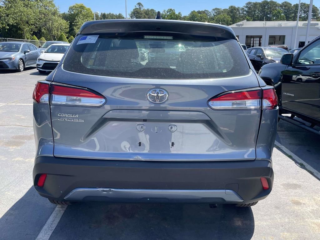 Used 2025 Toyota Corolla Cross L FWD image 22