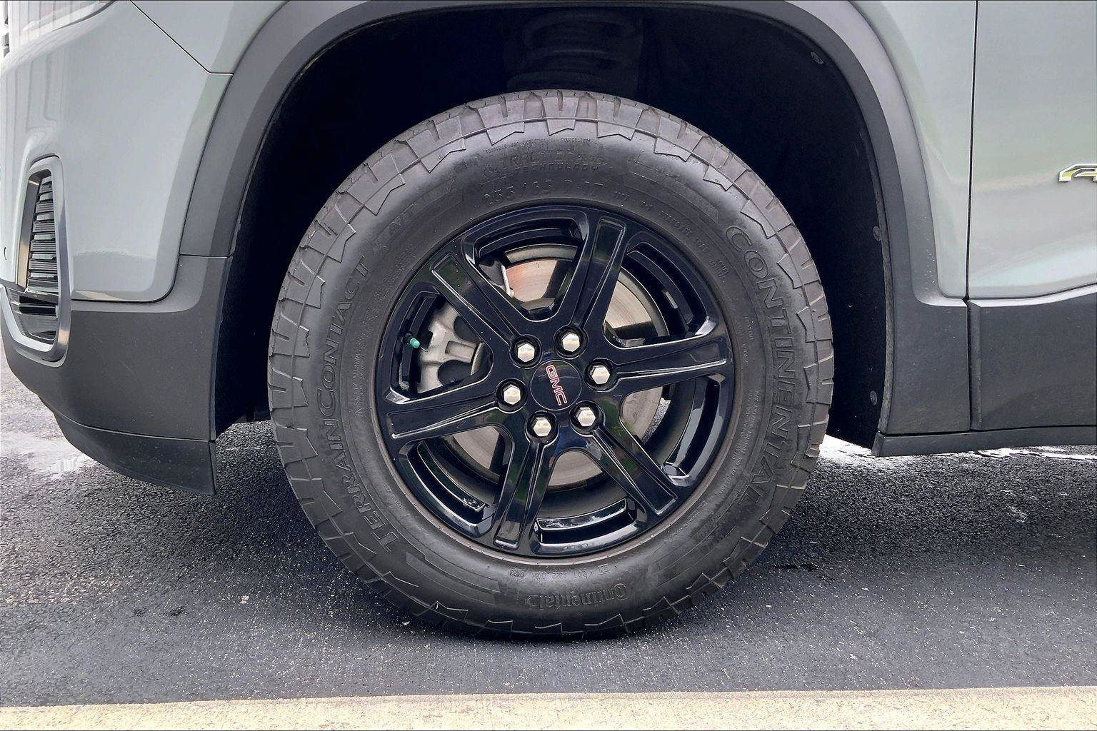 Used 2023 GMC Acadia AT4 w/ Preferred Package AWD/4WD image 9