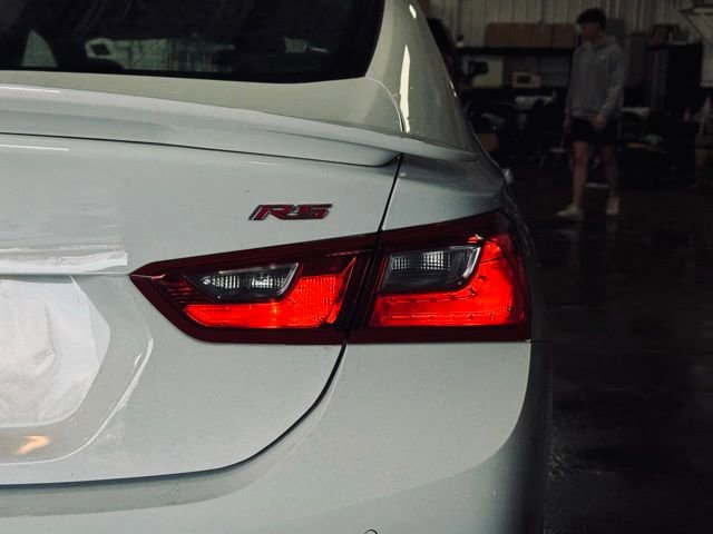 Used 2024 Chevrolet Malibu RS w/ LPO, Floor Liner Package FWD image 8