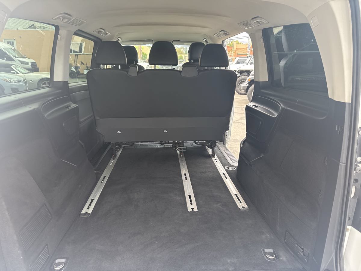 Used 2016 Mercedes-Benz Metris Passenger image 11