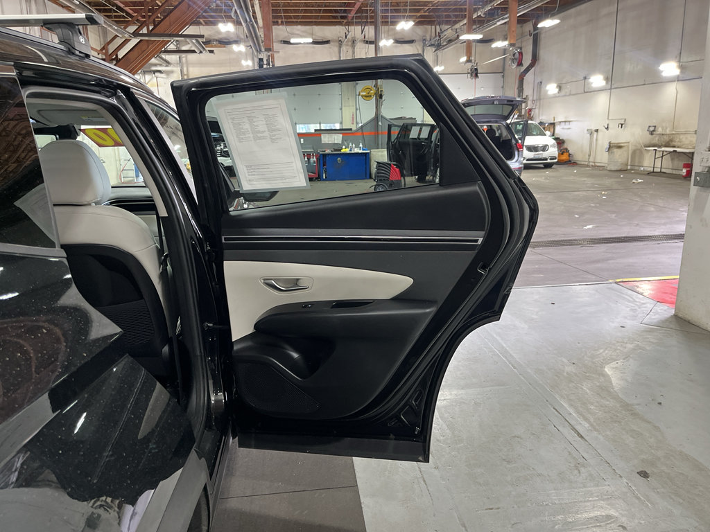 Used 2023 Hyundai Tucson SEL w/ Convenience Package AWD/4WD image 23