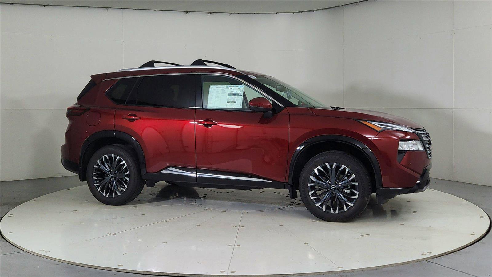 New 2026 Nissan Rogue Platinum image 8