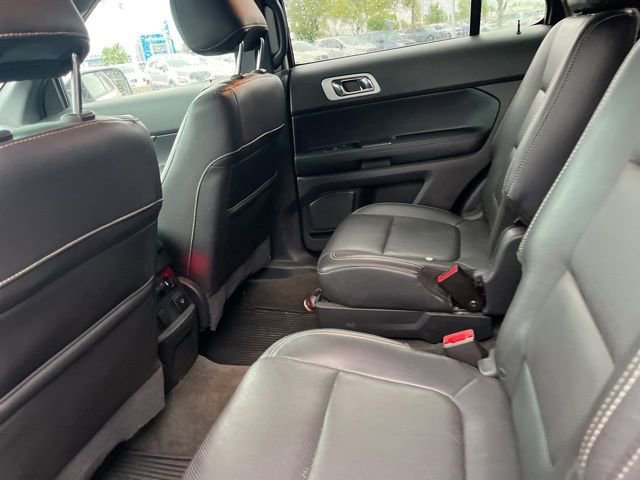 Used 2015 Ford Explorer Sport w/ Equipment Group 401A image 16