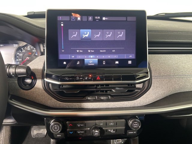 Certified 2024 Jeep Compass Latitude image 16