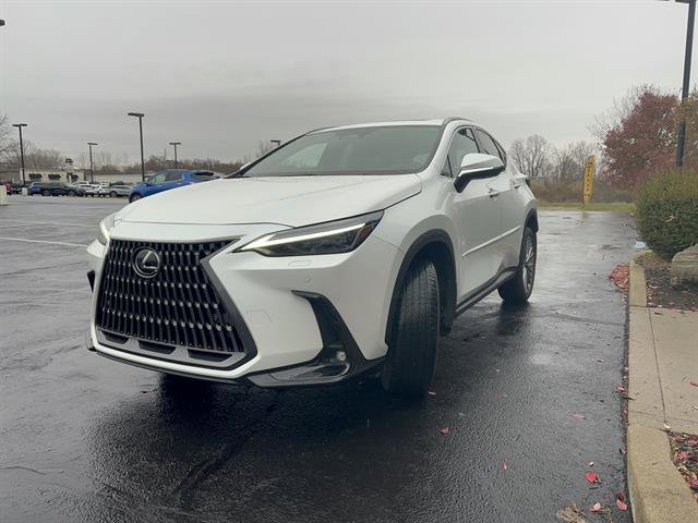 Used 2024 Lexus NX 350 AWD w/ Luxury Package image 3