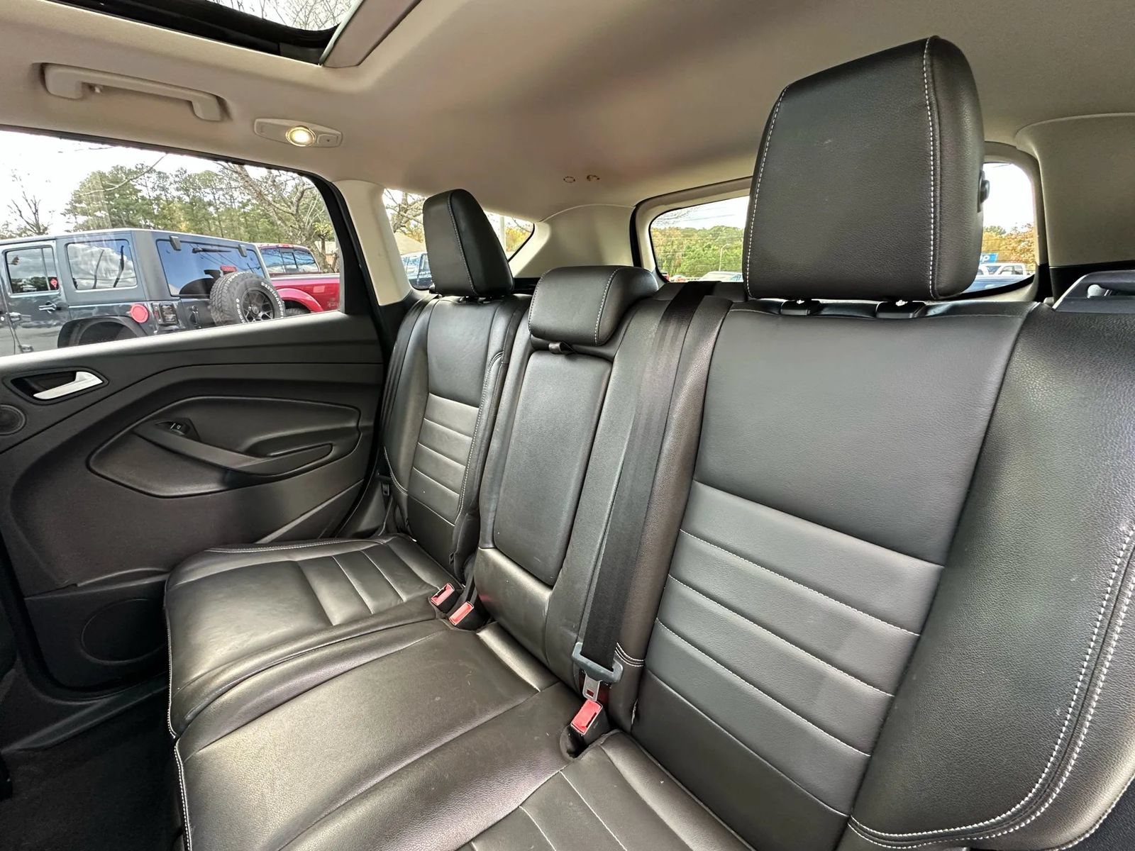 Used 2016 Ford Escape Titanium AWD/4WD image 18