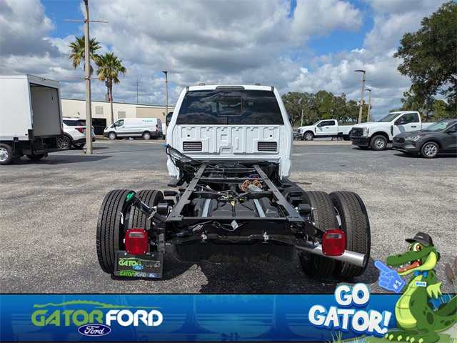 New 2026 Ford F550 4x4 Crew Cab image 5